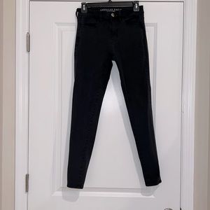 American Eagle Outfitters hi-rise jegging | size: 2 | color: black